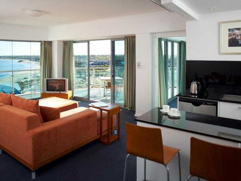 Seashells Mandurah Hotel Interior photo